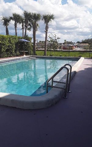 1400 NW 45th Street B7, Deerfield Beach, FL 33064