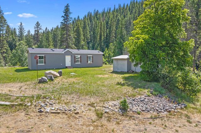 4440 Northport Waneta Rd, Northport, WA 99114