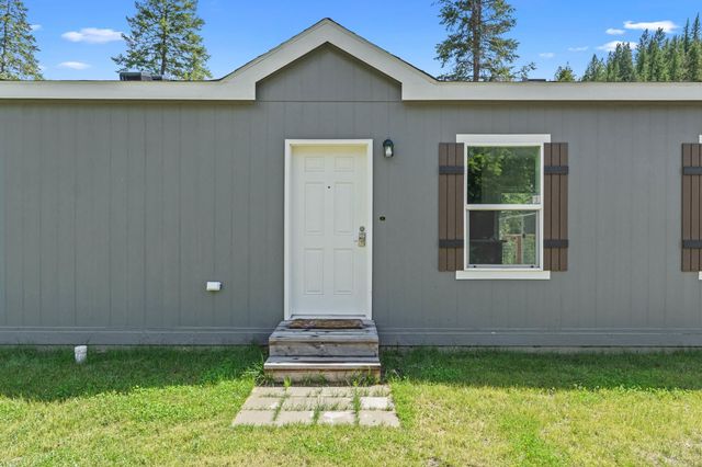 4440 Northport Waneta Rd, Northport, WA 99114