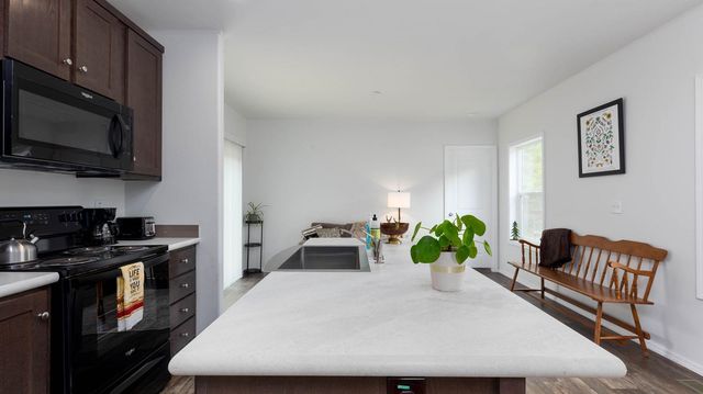 4440 Northport Waneta Rd, Northport, WA 99114