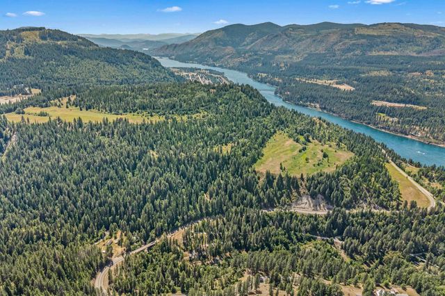 4440 Northport Waneta Rd, Northport, WA 99114