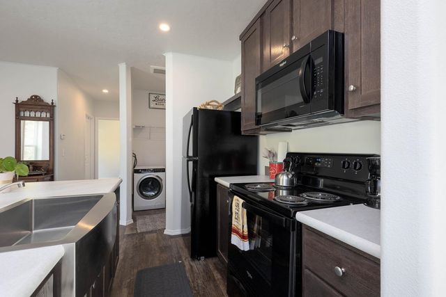 4440 Northport Waneta Rd, Northport, WA 99114