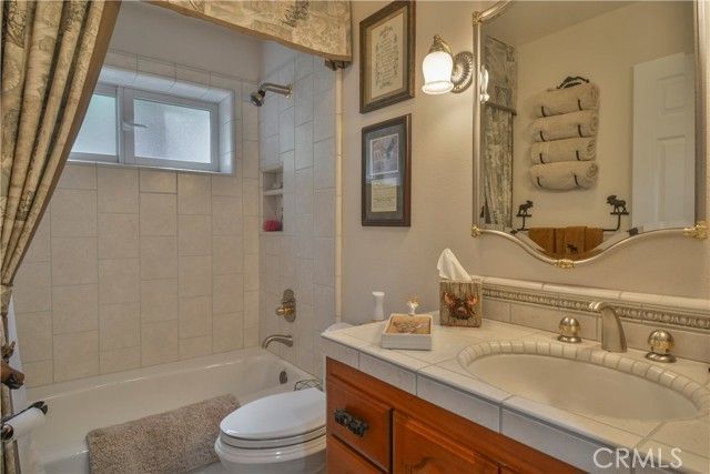 196 N Fairway Drive, Lake Arrowhead, CA 92352