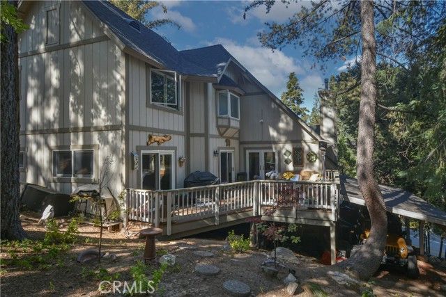 196 N Fairway Drive, Lake Arrowhead, CA 92352