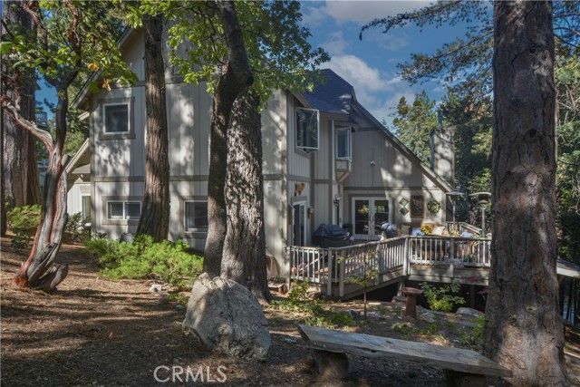 196 N Fairway Drive, Lake Arrowhead, CA 92352