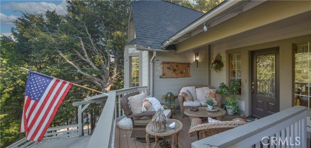 196 N Fairway Drive, Lake Arrowhead, CA 92352