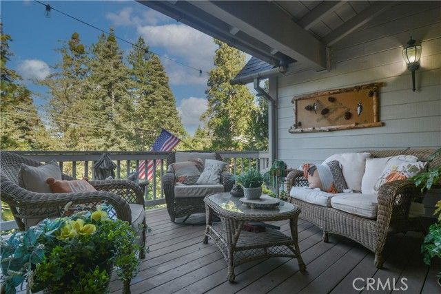196 N Fairway Drive, Lake Arrowhead, CA 92352