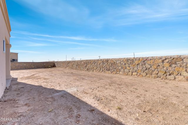 209 SUN VIEW Lane, El Paso, TX 79928