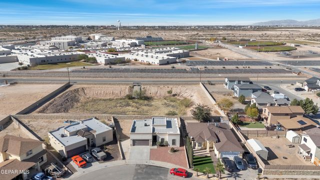 209 SUN VIEW Lane, El Paso, TX 79928