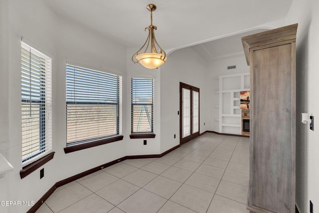 209 SUN VIEW Lane, El Paso, TX 79928