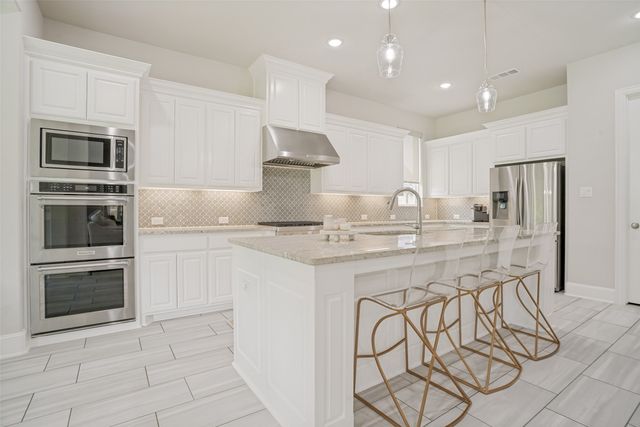 810 Country Brook Lane, Prosper, TX 75078