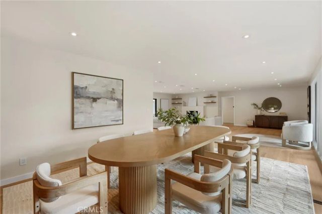 4614 La Subida, Tarzana, CA 91356
