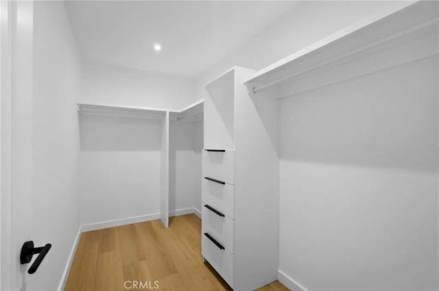 4614 La Subida, Tarzana, CA 91356