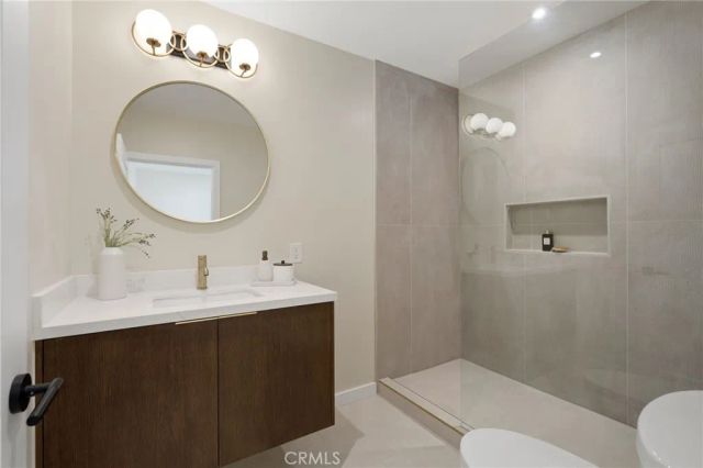4614 La Subida, Tarzana, CA 91356