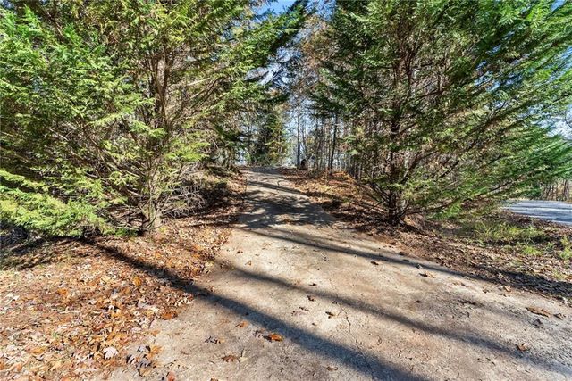 305 Mountain Brook Road, Dawsonville, GA 30534