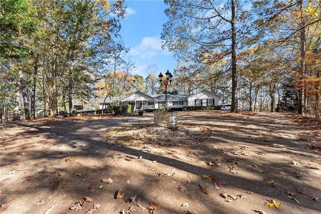305 Mountain Brook Road, Dawsonville, GA 30534
