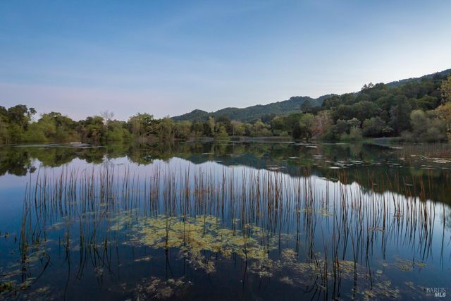 2399 Sobre Vista Rd, Sonoma, CA 95476