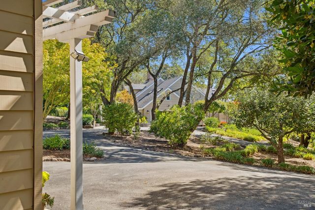 2399 Sobre Vista Rd, Sonoma, CA 95476