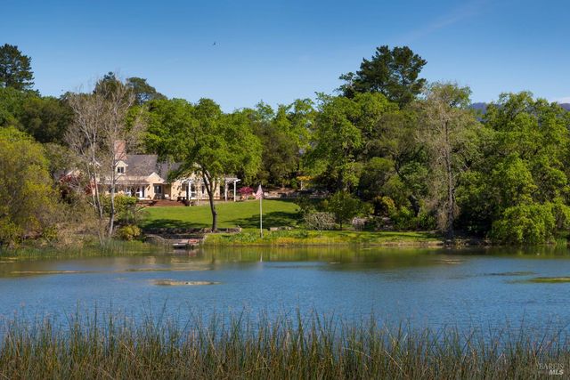 2399 Sobre Vista Rd, Sonoma, CA 95476