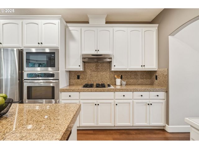 514 Nw 24TH Cir, Camas, WA 98607