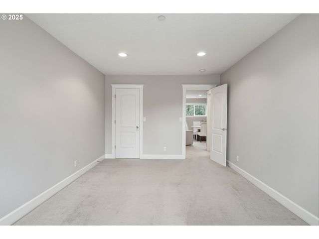 514 Nw 24TH Cir, Camas, WA 98607