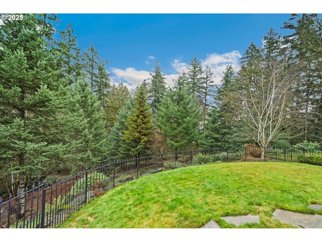 514 Nw 24TH Cir, Camas, WA 98607