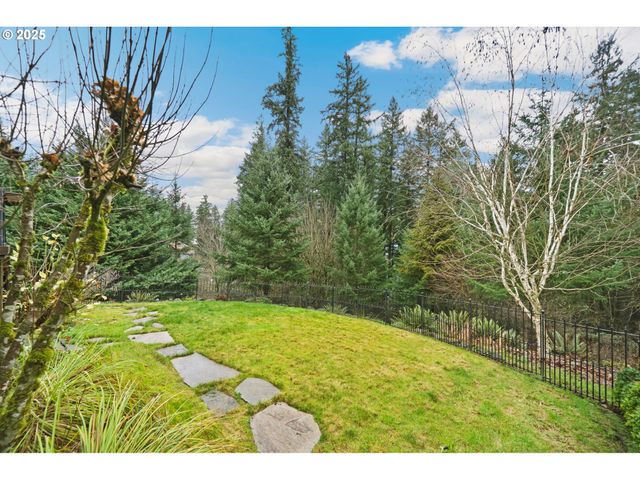 514 Nw 24TH Cir, Camas, WA 98607