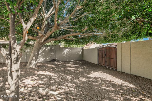 1975 E MORGAN Drive, Tempe, AZ 85284