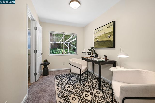 1067 Ridge Park Dr, Concord, CA 94518