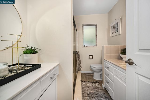 1067 Ridge Park Dr, Concord, CA 94518