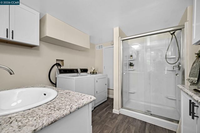 1067 Ridge Park Dr, Concord, CA 94518