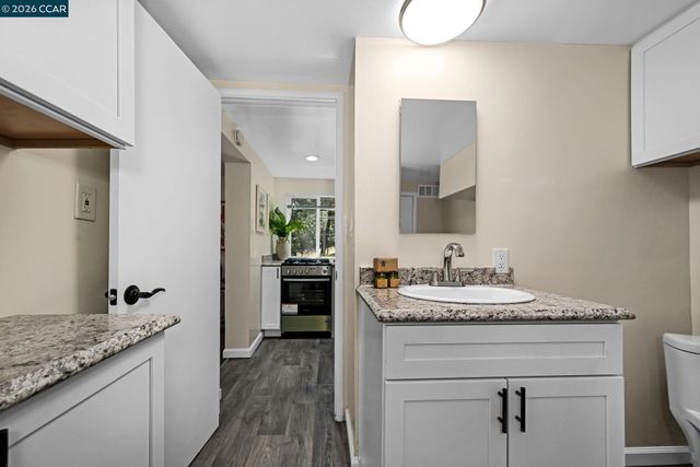 1067 Ridge Park Dr, Concord, CA 94518
