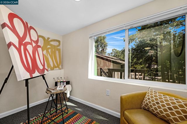 1067 Ridge Park Dr, Concord, CA 94518