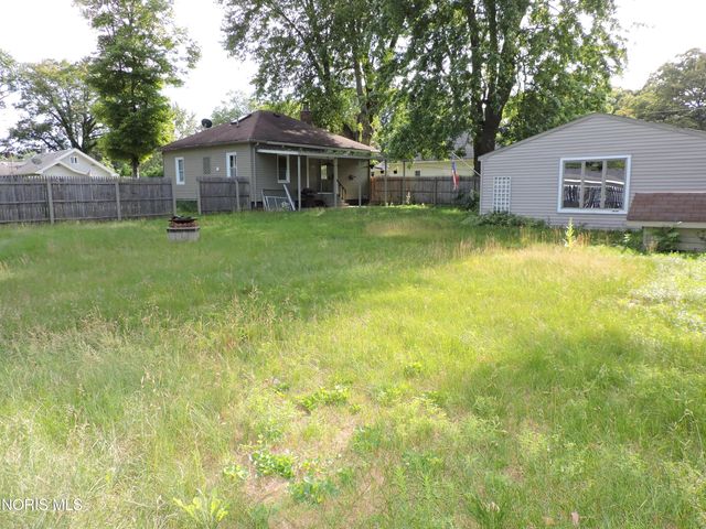 7048 Kipling Drive, Holland, OH 43528