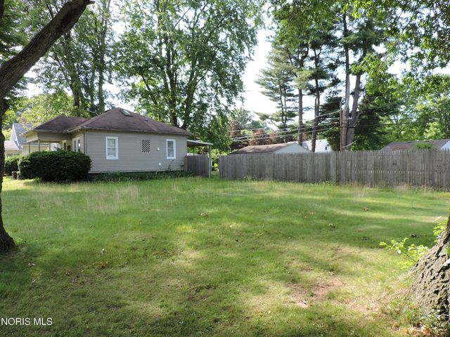 7048 Kipling Drive, Holland, OH 43528