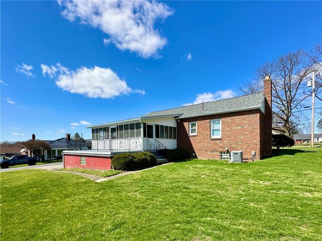 123 W Northview Avenue, Neshannock Twp, PA 16105