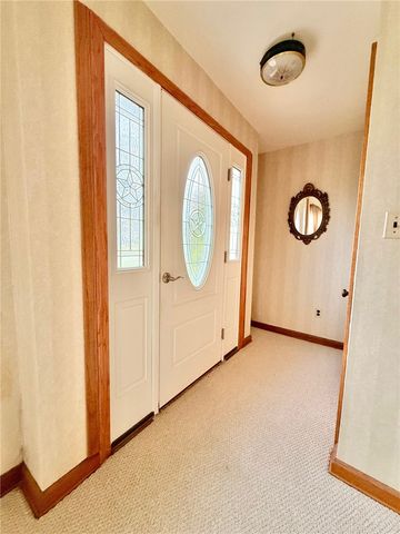 123 W Northview Avenue, Neshannock Twp, PA 16105