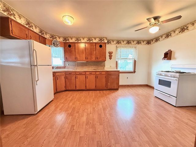 123 W Northview Avenue, Neshannock Twp, PA 16105