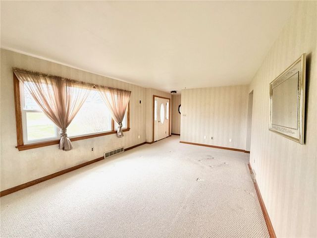 123 W Northview Avenue, Neshannock Twp, PA 16105