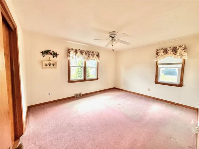 123 W Northview Avenue, Neshannock Twp, PA 16105