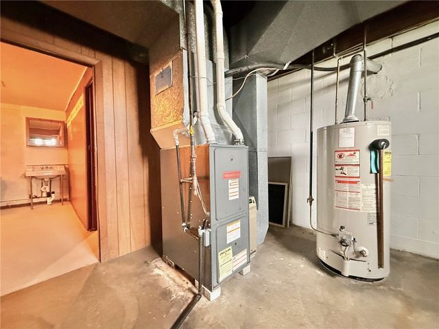 123 W Northview Avenue, Neshannock Twp, PA 16105