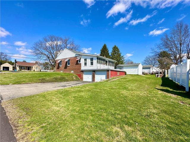 123 W Northview Avenue, Neshannock Twp, PA 16105