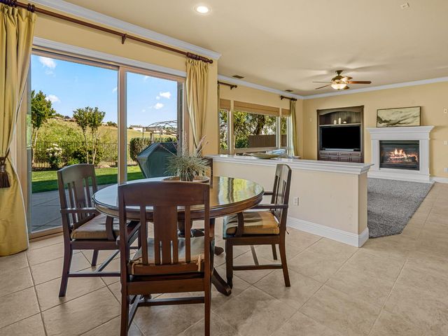 1281 Terracina Dr, El Dorado Hills, CA 95762