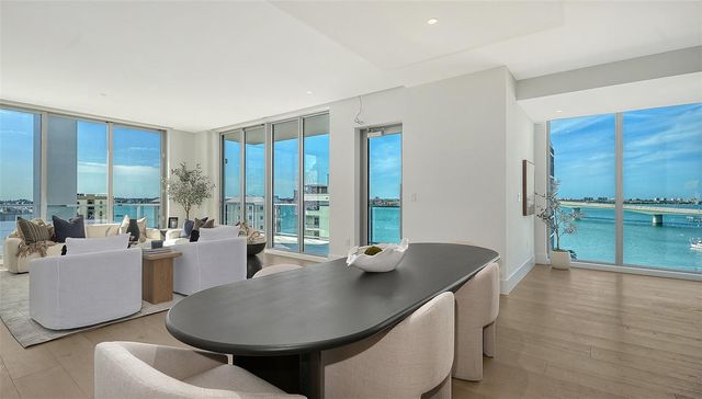 253 GOLDEN GATE POINT 703, Sarasota, FL 34236