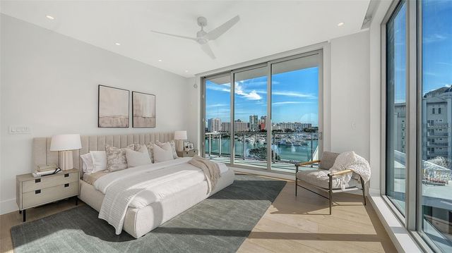 253 GOLDEN GATE POINT 703, Sarasota, FL 34236