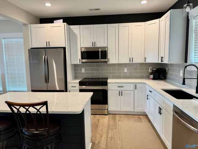 91 County Road 1057, Cedar Bluff, AL 35959