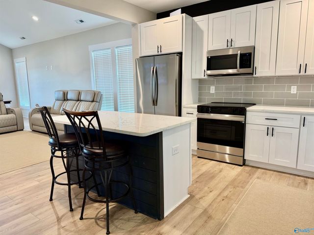 91 County Road 1057, Cedar Bluff, AL 35959