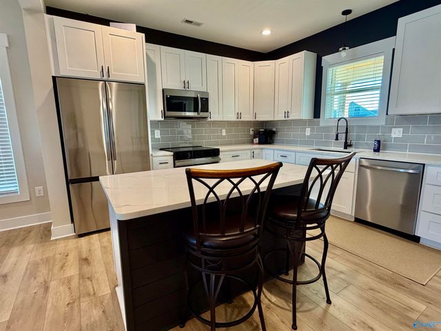 91 County Road 1057, Cedar Bluff, AL 35959