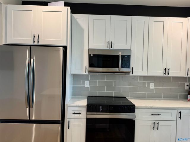 91 County Road 1057, Cedar Bluff, AL 35959