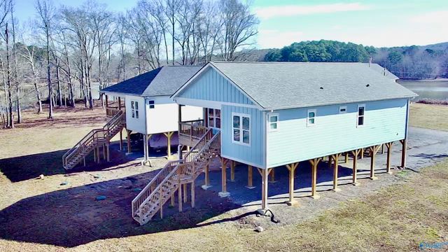 91 County Road 1057, Cedar Bluff, AL 35959